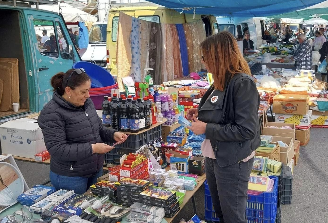 Επίσκεψη στη μεγάλη λαϊκή αγορά στις Πατέλες